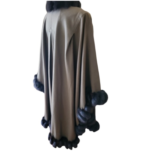 SALE🔥🔥JEAN-LOUIS SCHERRER Paris | VINTAGE OLIVE-BROWN WOOL W/FUR TRIM - Picture 2 of 8